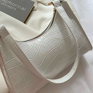 SHEIN White Croc-Pattern Shoulder Bag